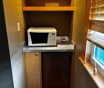 For Lease - 900 Adelaide Street, London East, Ontario - Photo 5