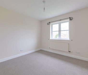 Please email to register your interest and receive a pre-viewing application form. A detached 4 bedroom property, with off street parking, garage and gardens. - Photo 5