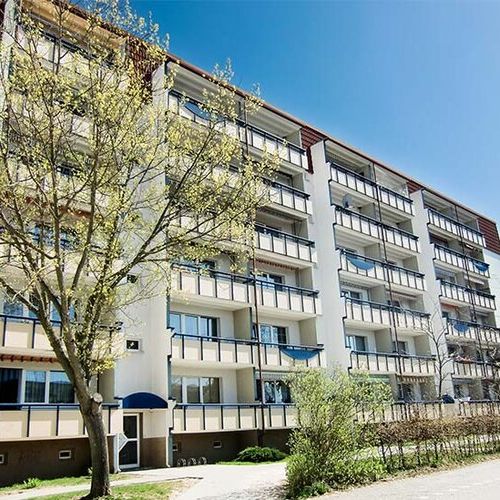 Unsere kleine Familienwohnung mit Ausblick - Photo 2