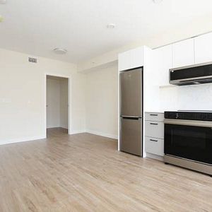 1 MONTH FREE! PET-FRIENDLY STUDIO APARTMENTS W/ AC @ RENFREW VILLAGE! - Photo 2