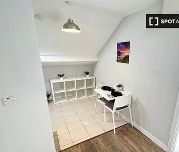 One bedroom apartment in Drumcondra, Dublin - Photo 6