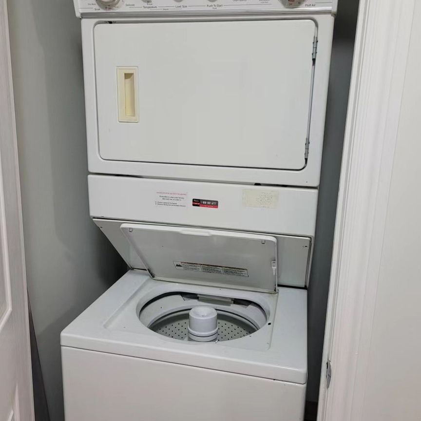 For Lease - 3880 Duke Of York Boulevard Unit# 1612-B, Mississauga, Ontario - Photo 1