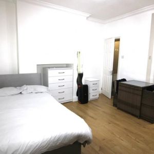 Eversholt Street, London - Photo 2