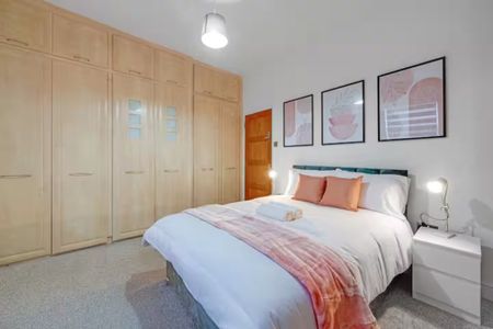 3 Bed Terraced House, Sutton Street, L13 - Photo 5