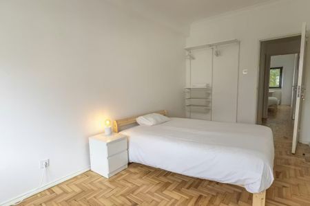 Rua da Beneficência, Lisbon, Lisbon 1600-019 - Photo 3