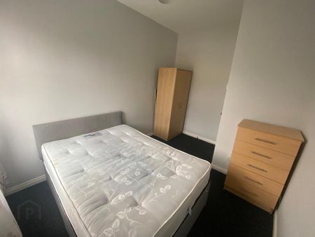 Flat 2, 11 Magdala Street, Belfast, BT7 1LG - Photo 3