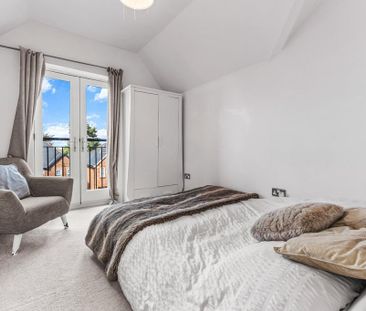 3 bedroom semi-detached house to rent - Photo 4