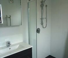 RICCARTON – PURPOSE BUILT, MODERN DOUBLE BEDROOM + ENSUITE BATHROOM - Photo 6