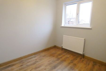 College Court, Preston - Photo 2