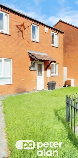 Rogerstone Close, St. Mellons, CARDIFF - Photo 1