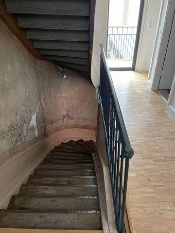 IMMEUBLE D'EXCEPTION - Rue du Manège 19 - appartement au 2ème Nord-Est - DUPLEX - Photo 2