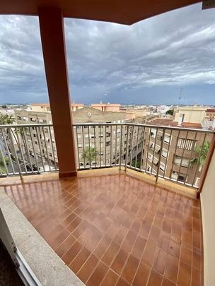 Carrer Pintor Renau, Torrent, Valencian Community 46900 - Photo 1