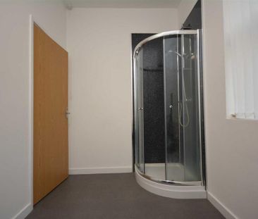 1 bedroom in a house share to rent - Photo 6