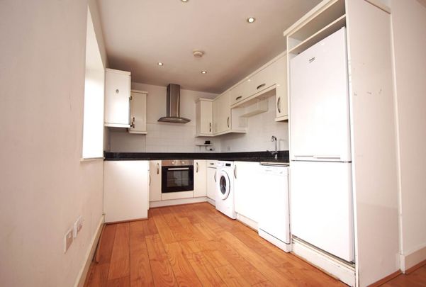 2 bed Apartment for rent - Photo 1