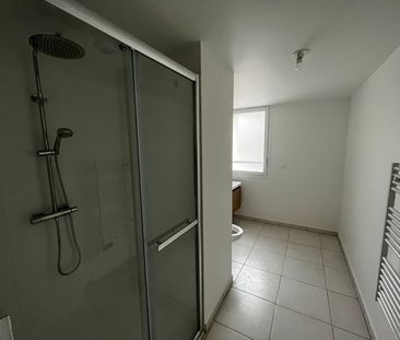 Location Appartement 2 pièces 43m² - Photo 5