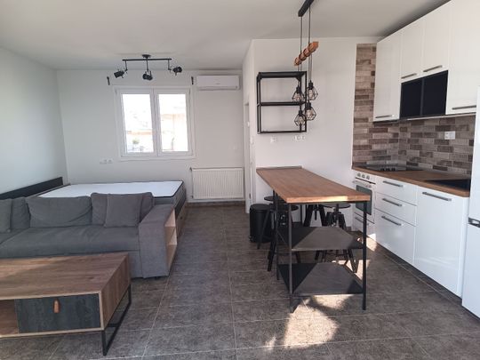 Studio/Γκαρσονιέρα για ενοικίαση Καραμπουρνακι (Καλαμαριά) - Photo 1