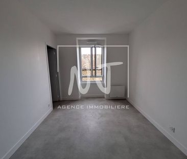 APPARTEMENT A LOUER TRELAZE 49800 1 CHAMBRE - STATIONNEMENT - Photo 1