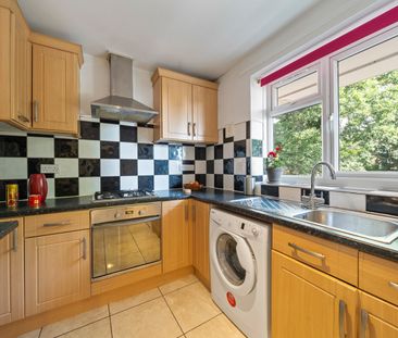 1 Bed Flat, Boveney Road, SE23 - Photo 6