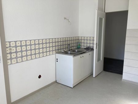 Location Appartement 2 pièces 55m² SALLANCHES 74700 - Photo 4