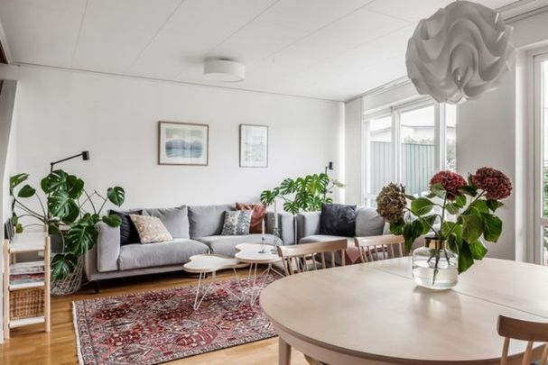 Sollentuna - 5rok - tillsv - 27.600kr/mån - Photo 1