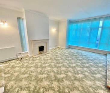 5 bedroom bungalow to rent - Photo 1