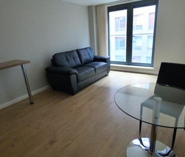 2 bedroom apartment to rent - Photo 2