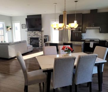 Grand condo 4½ moderne à louer – 1027 pi² – 2 stationnements – sect... - Photo 1