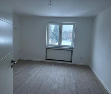 Biete eine ca. 115 m2 große Wg. zur Miete an Die Wohnung wurde Kern... - Photo 3