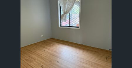 House for Rent //walk to school//Walk to station - Photo 2