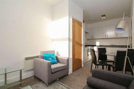 Huntington House, Princess Street, Bolton, BL1 - Photo 2