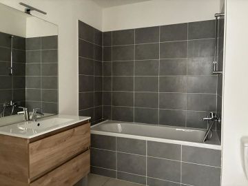 Appartement 4 pièces 84.46 m² - Photo 2