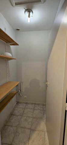 Location Appartement 4 pièces 73m² PRIVAS 07000 - Photo 5