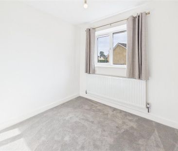 4 bedroom detached house to rent - Photo 4