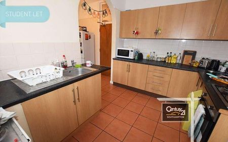 |ref: |, Portswood Road, Southampton, SO17 - Photo 2