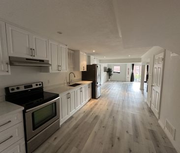 For Lease - 196 Colesbrook Road, Richmond Hill, Ontario - Photo 1