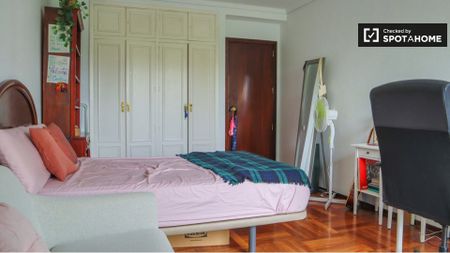 madrid, Community of Madrid 28006 - Photo 3