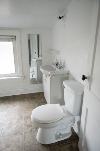 For Lease - 39 CARLETON Street Unit# upper, Thorold, Ontario - Photo 5