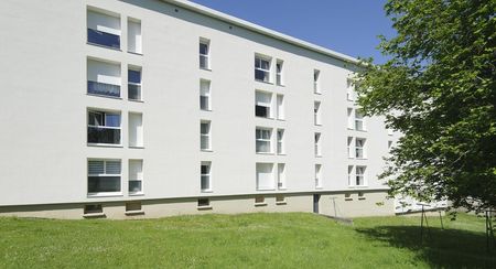 Appartement composé de 3 chambres fermées, situé dans le centre de Fumay - Photo 4