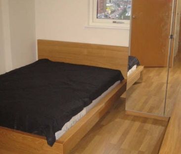 1 Bed Flat, City Gate House, IG2 - Photo 5