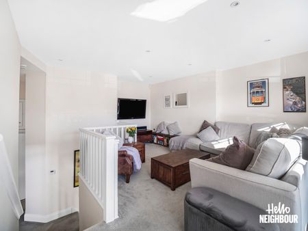Pearse House, Birchwood Mews - Photo 3