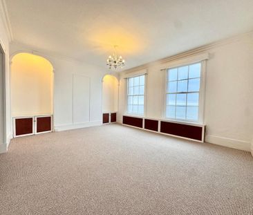 5 bedroom terraced house to rent - Photo 5