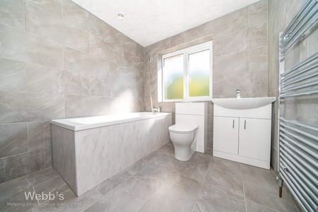 Bridge Avenue, Cheslyn Hay - Photo 5