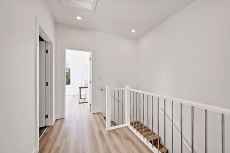 2049 43rd Ave SW, Calgary - Photo 4