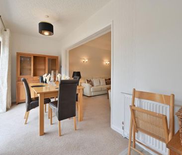 3 bedroom detached bungalow to rent - Photo 5