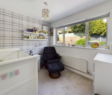 3 bedroom detached house to rent - Photo 2