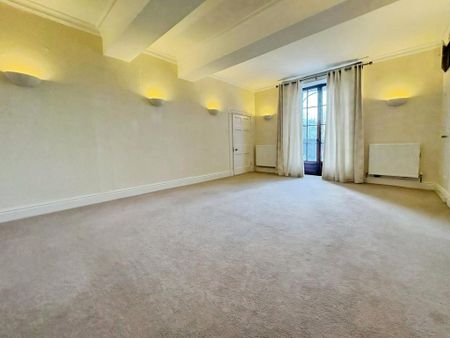 5 bedroom detached house to rent - Photo 5