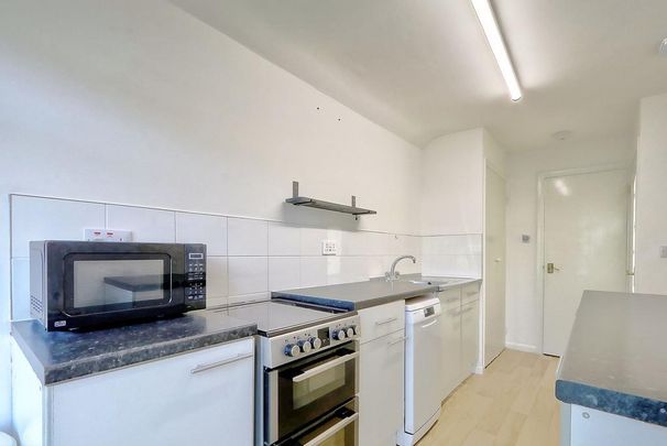 1 bedroom semi-detached bungalow to rent - Photo 1