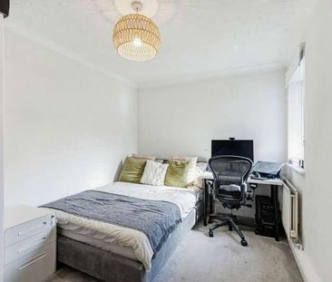 Briary Lodge, The Avenue, Beckenham, BR3 - Photo 3