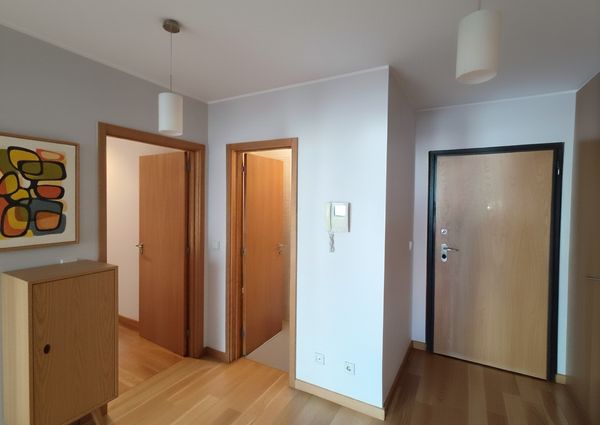 Fantástico Apartamento T2 para Arrendamento em Matosinhos