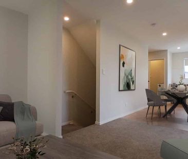 Unbelievable Bargain - 4 bdrms/2 bthrms/3 toilets - Photo 4